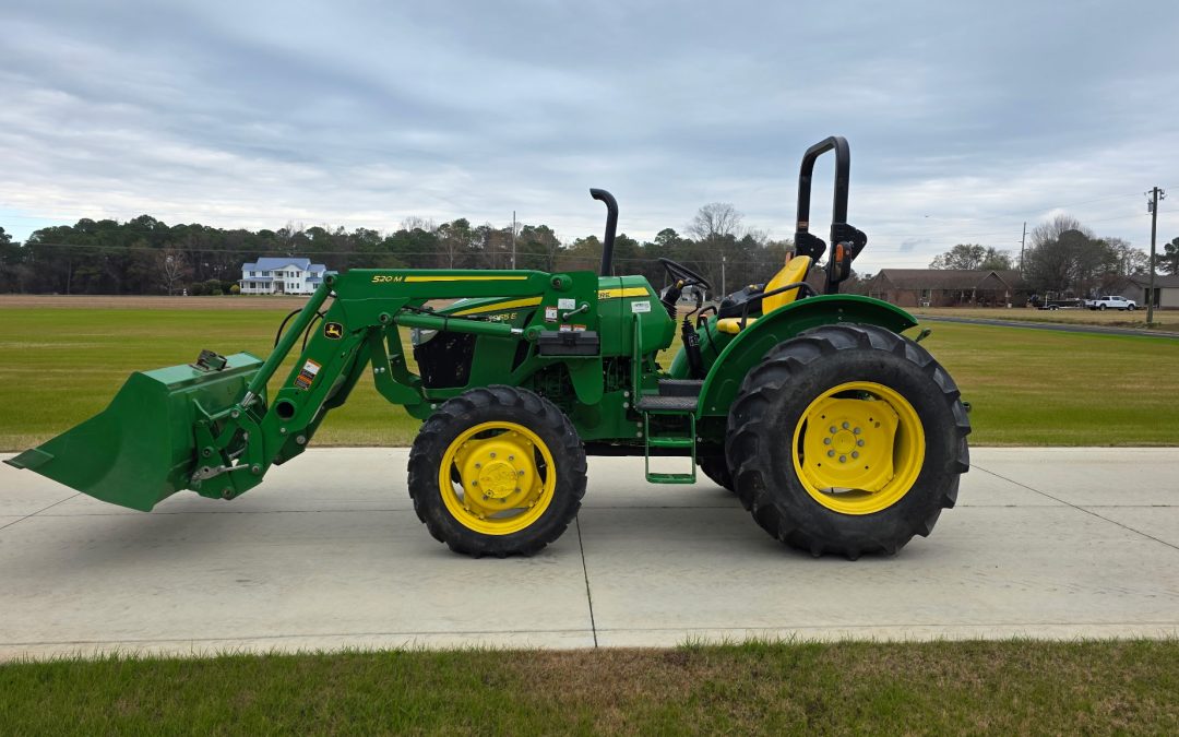 John Deere 2023 5055e Tractor & Loader