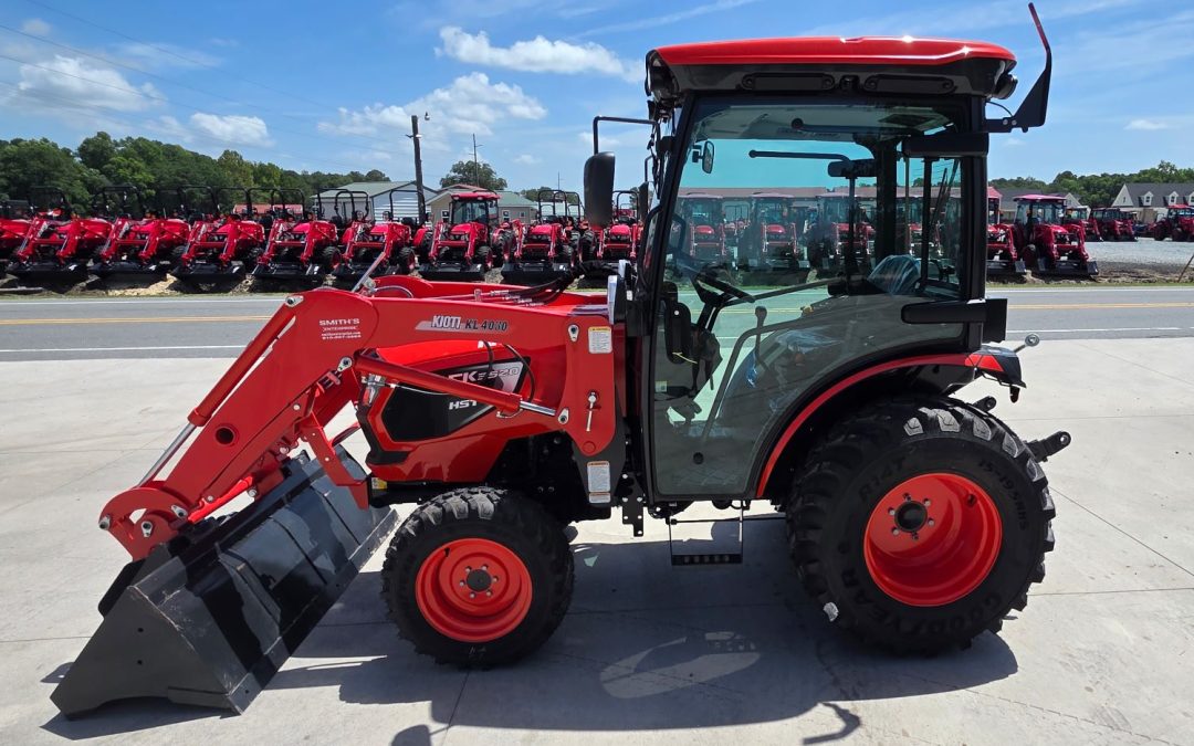 Kioti CK3520SE HST Cab Compact Tractor